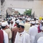 कूढ़ा धार ईदगाह में नहीं हो सकी नमाज, हजारों रोजेदारों ने मस्जिदों में जुटकर मांगी अमन-चैन की दुआ
